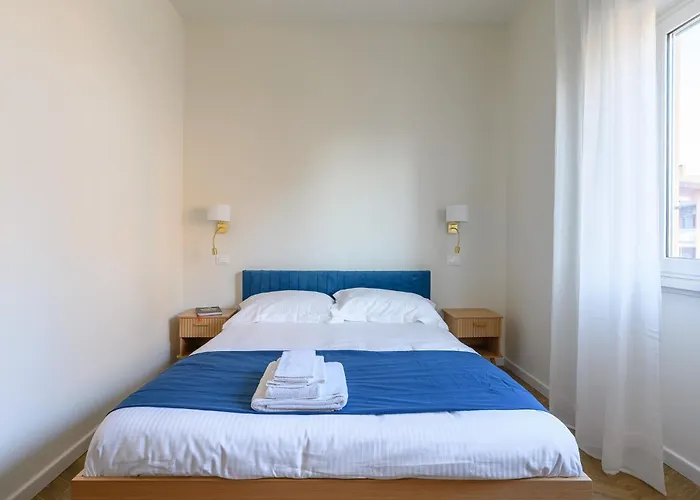 Apartment Spacious Bright And Cozy Penthouse With Terrace Rom